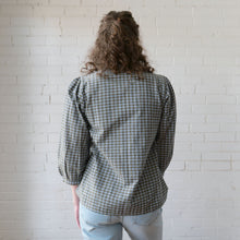 Load image into Gallery viewer, CA Everyday Blouse - Como Plaid