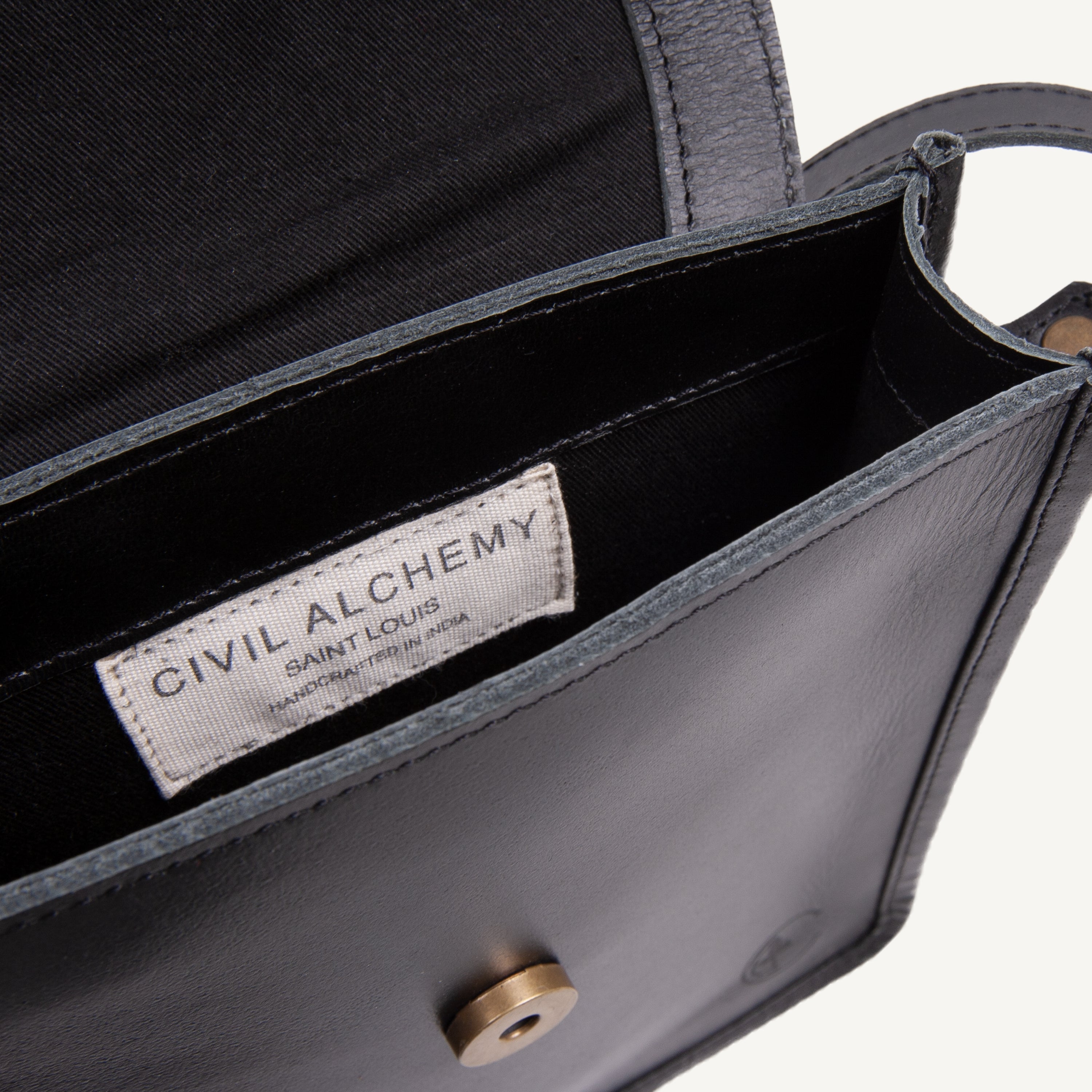 The Crossbody Bag Black