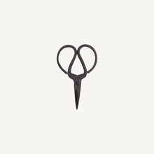 Load image into Gallery viewer, Household Scissor Iron 4.25&quot;
