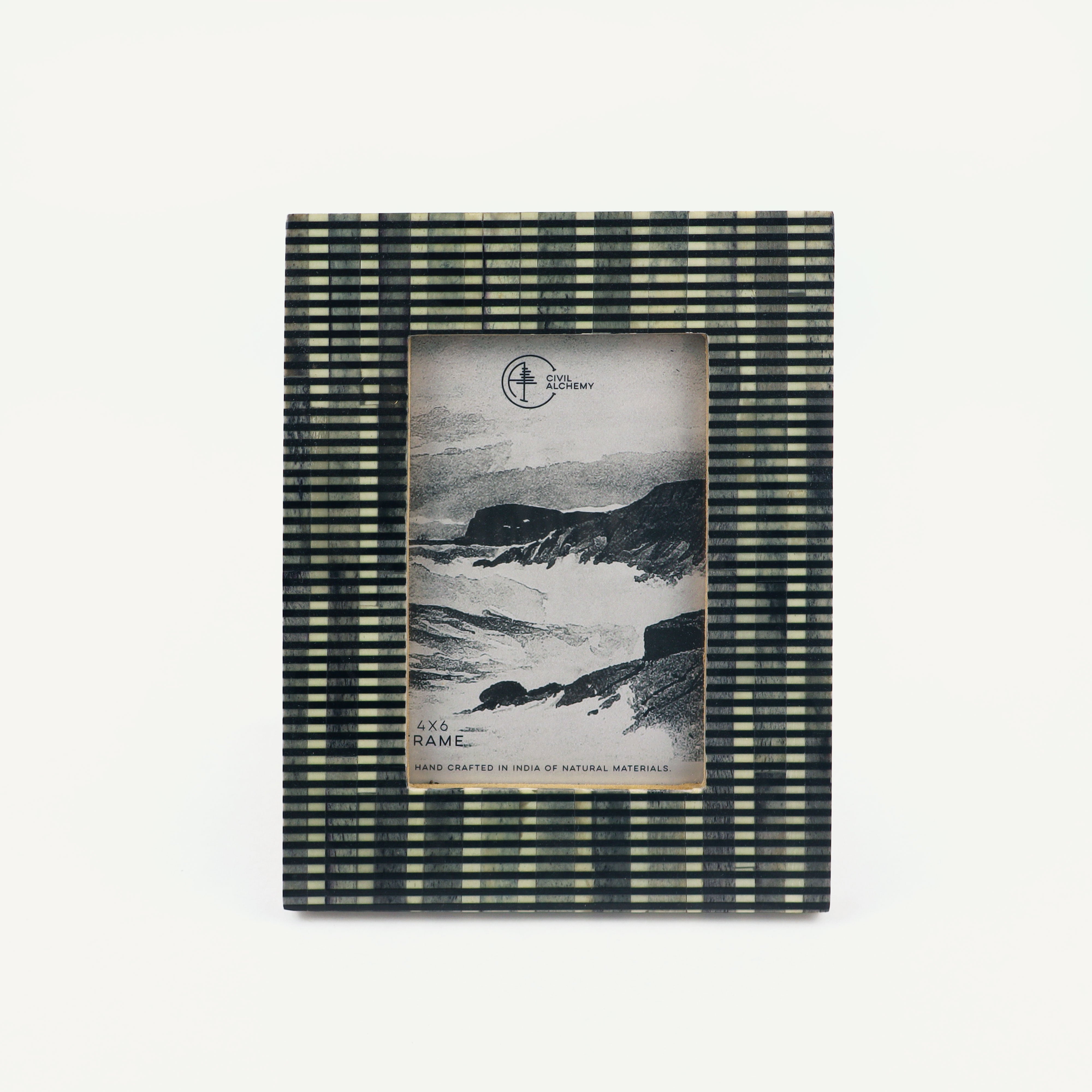 Black Bone Lined Frame - 4" x 6"