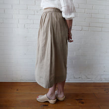 Load image into Gallery viewer, CA Grace Skirt - Brown Weave

