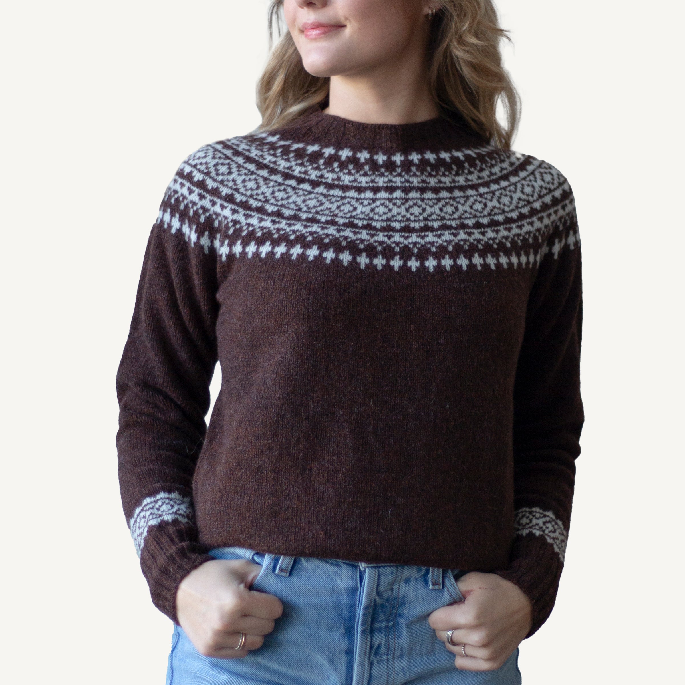 Shetland Yoke Crew - Coffee / White