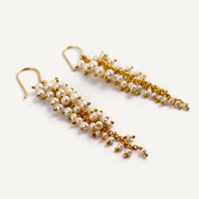 Load image into Gallery viewer, Anastasia Earring
