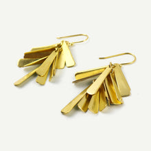 Load image into Gallery viewer, Balsam Earring
