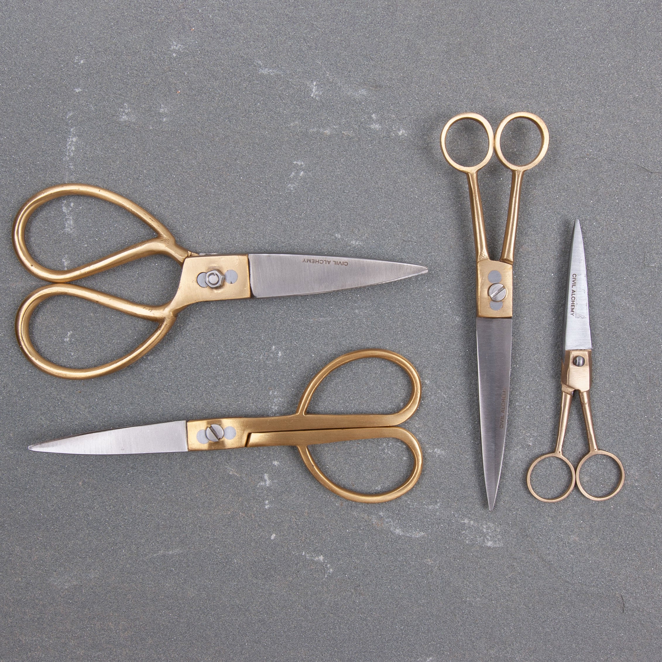 7.5" Brass Scissor